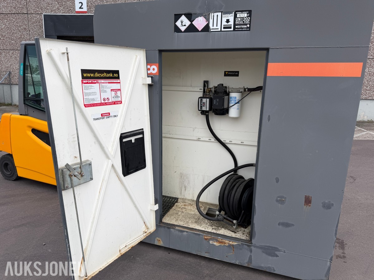 2018 Western Global EBD2000 dieseltank med pumpe - 9000L