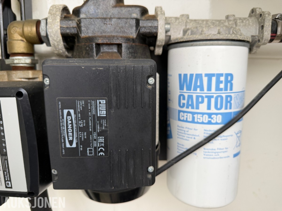 2018 Western Global EBD2000 dieseltank med pumpe - 9000L