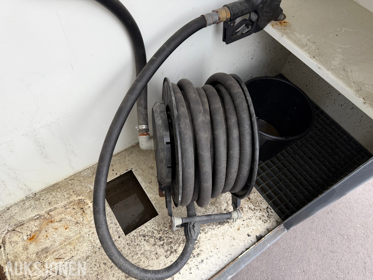 2018 Western Global EBD2000 dieseltank med pumpe - 9000L