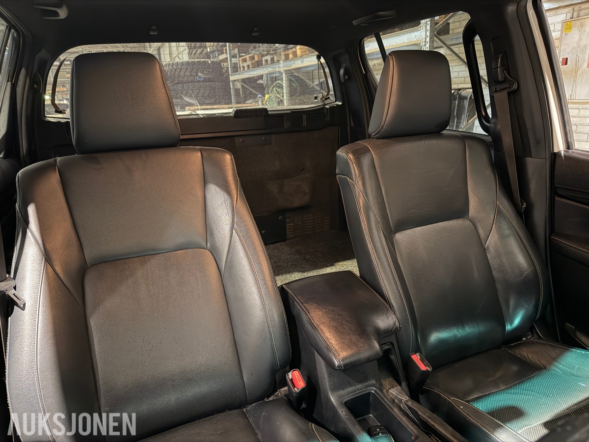 2019 TOYOTA HILUX 2,4 150HK AUTOMAT 4WD CRUISE HENGERFESTE DIFF.SPERRE