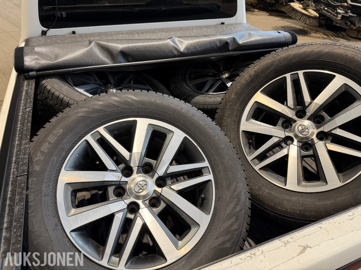 2019 TOYOTA HILUX 2,4 150HK AUTOMAT 4WD CRUISE HENGERFESTE DIFF.SPERRE