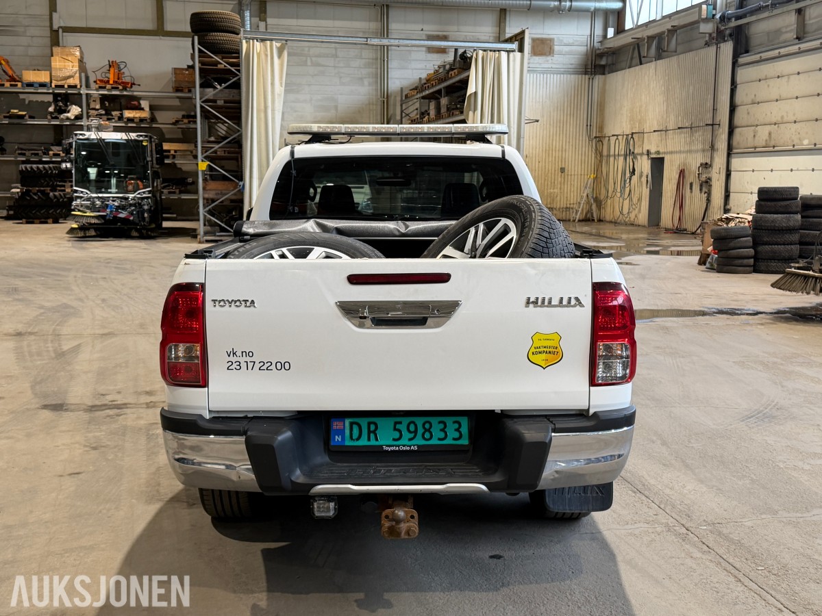 2019 TOYOTA HILUX 2,4 150HK AUTOMAT 4WD CRUISE HENGERFESTE DIFF.SPERRE