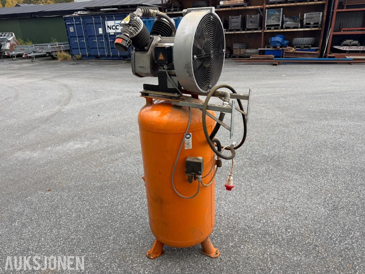 2015 Kaeser EPC 840-250 ST stempelkompressor