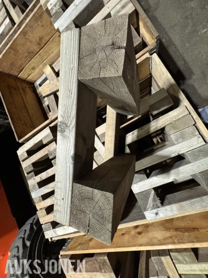 Brakke fundamenter / 7 paller