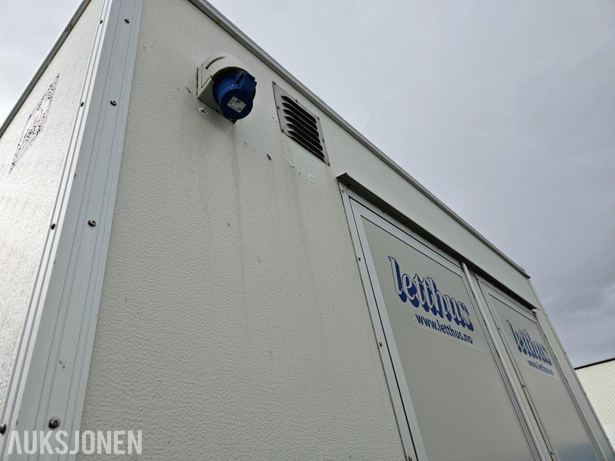 2010 2010 Letthus 2010 Letthus brakkevogn / Mannskapsbrakke - spiserom
