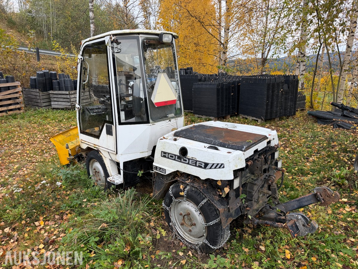 Holder redskapsbærer m/hyd. V-plog/Feiekost/Snøfreser - rep.objekt