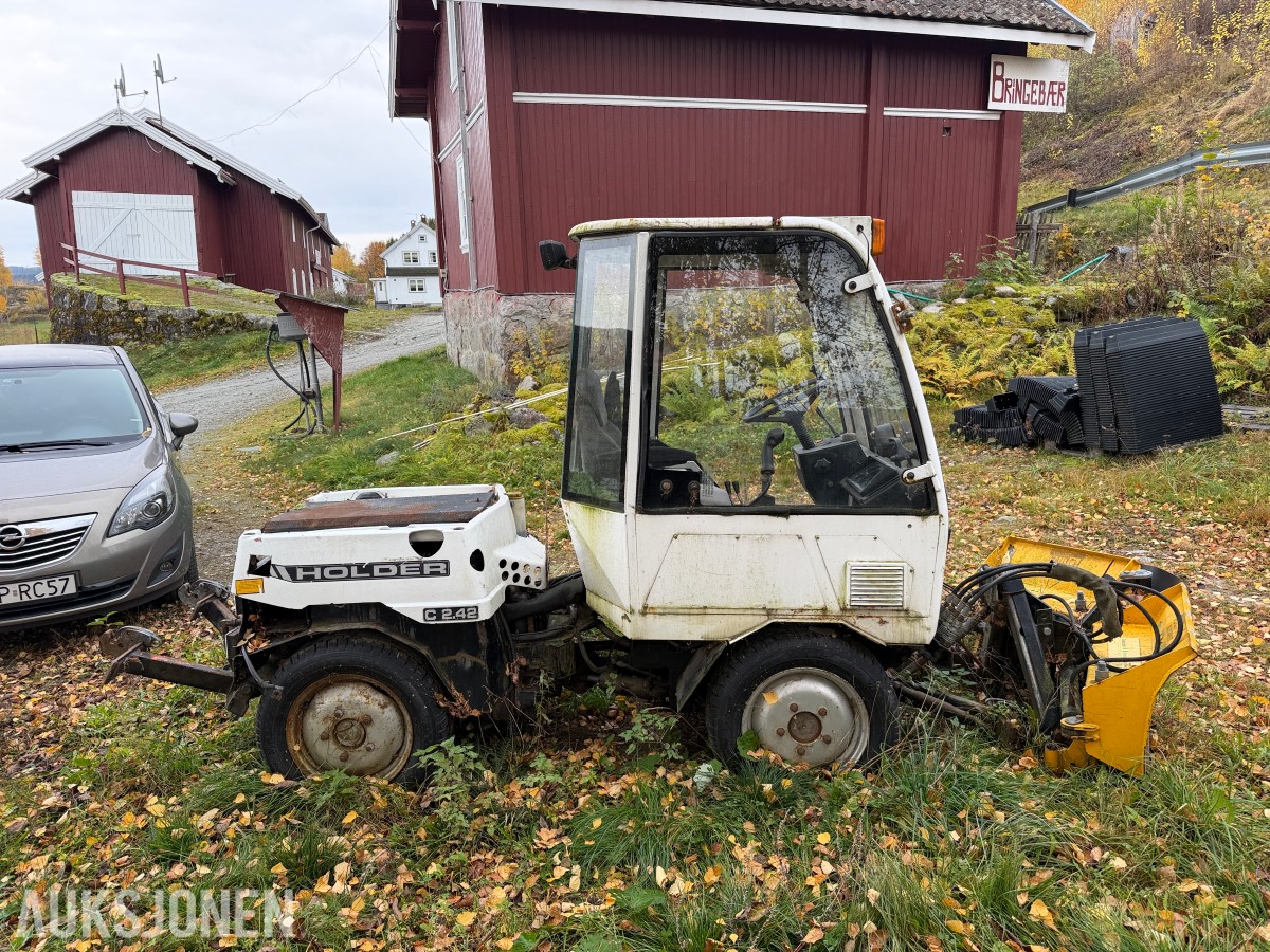Holder redskapsbærer m/hyd. V-plog/Feiekost/Snøfreser - rep.objekt