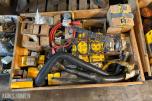 Parti 2Paller CAT/Caterpillar reservedeler, filtre og pakninger til anleggsmaskiner