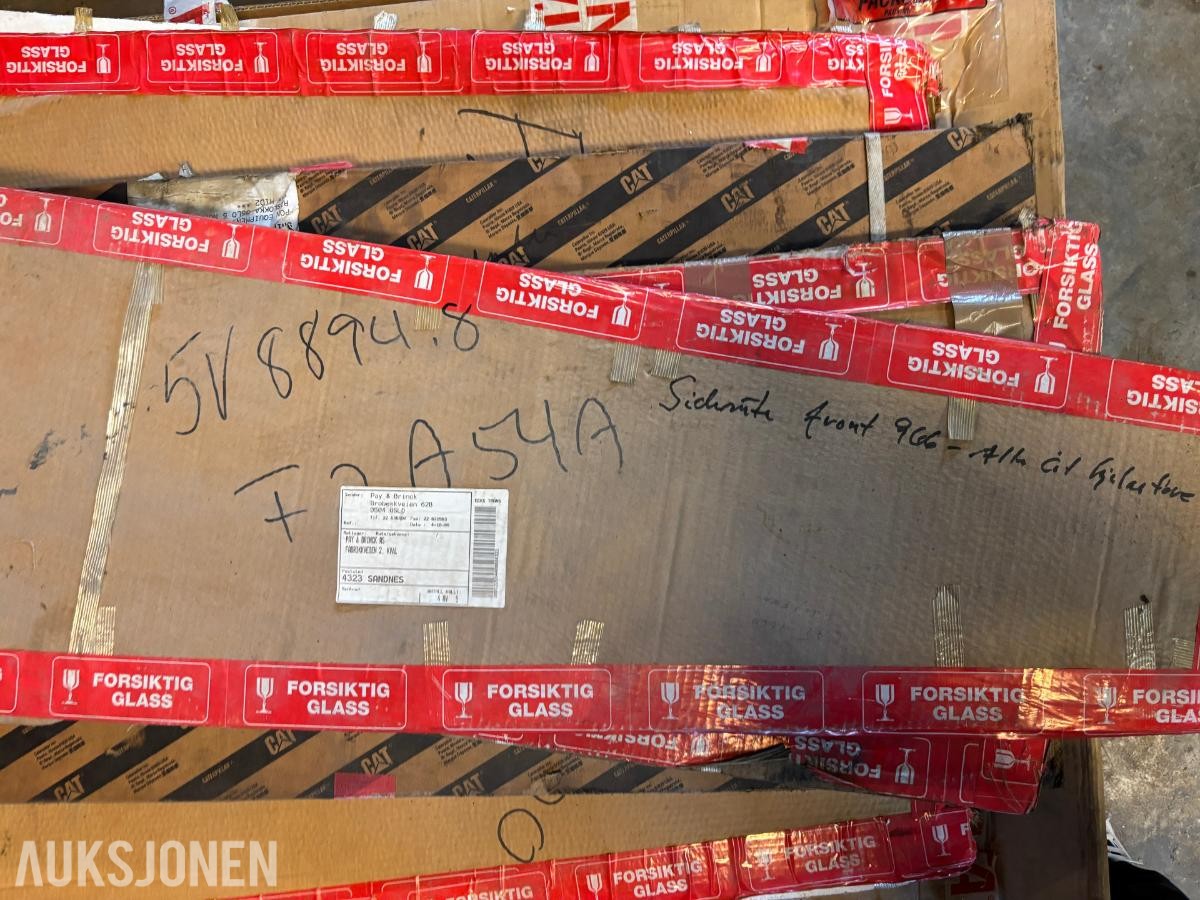 PARTI 5 STK. NYE MASKINRUTER – CAT OG HITACHI