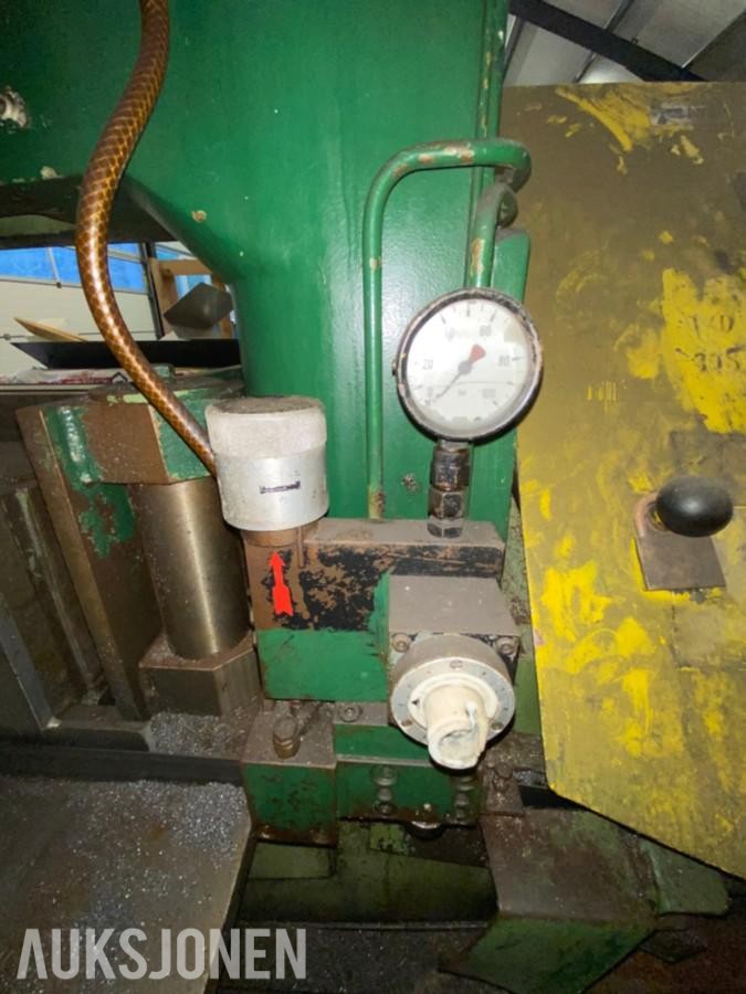 1984 Behringer HBP 420G horisontal båndsag 