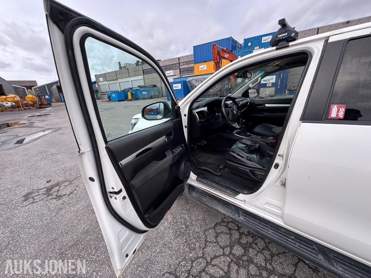 2017 Toyota HiLux 2.4 150hk 4WD dobbelcab / King top / EU-godkjent / 158802km