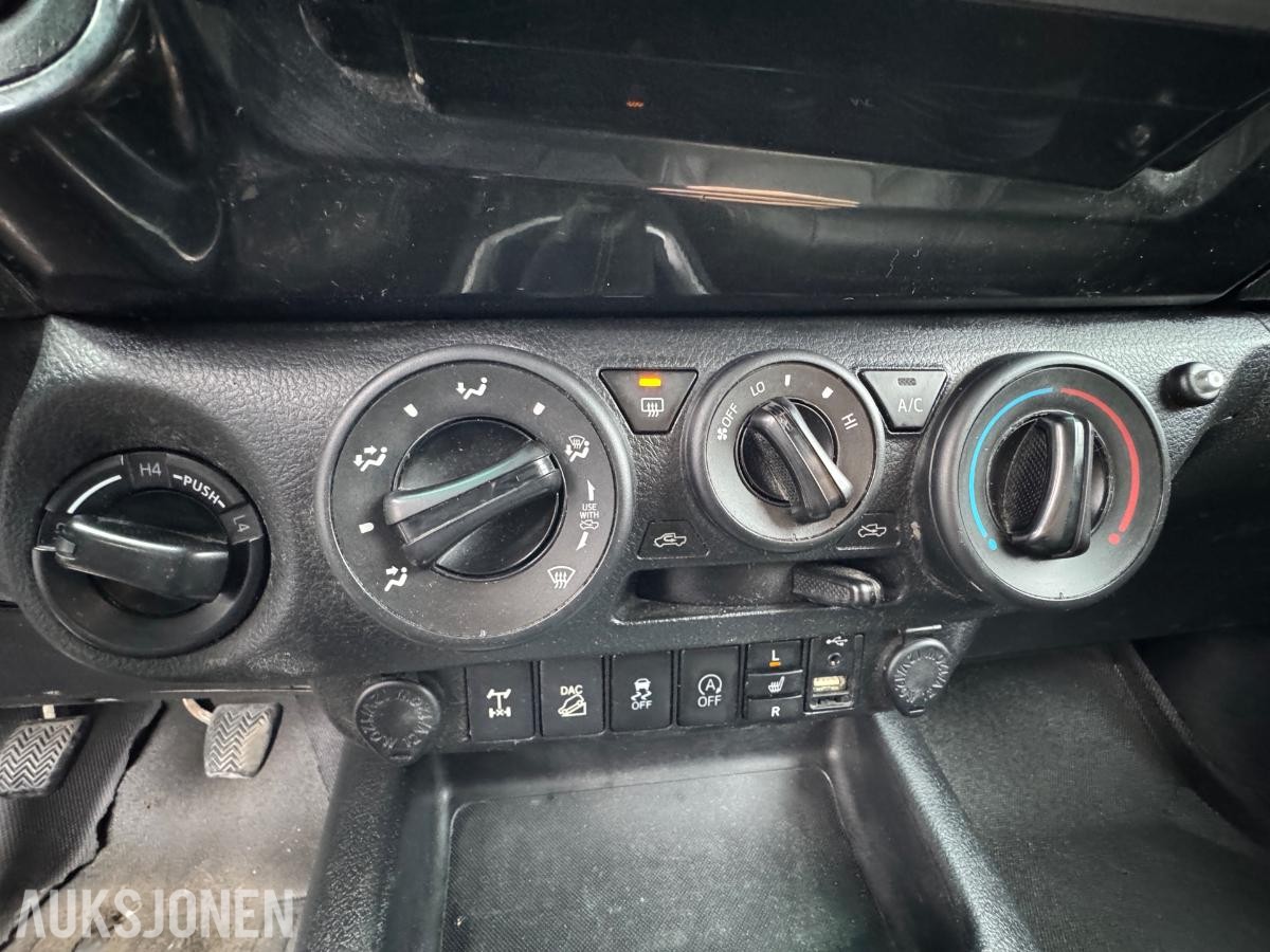 2017 Toyota HiLux 2.4 150hk 4WD dobbelcab / King top / EU-godkjent / 158802km