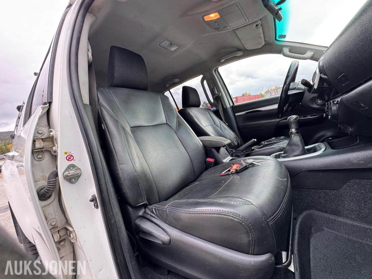 2017 Toyota HiLux 2.4 150hk 4WD dobbelcab / King top / EU-godkjent / 158802km