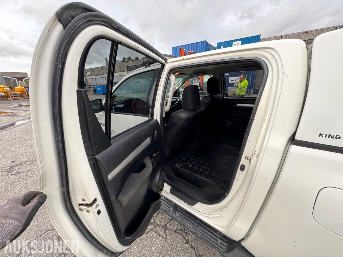 2017 Toyota HiLux 2.4 150hk 4WD dobbelcab / King top / EU-godkjent / 158802km
