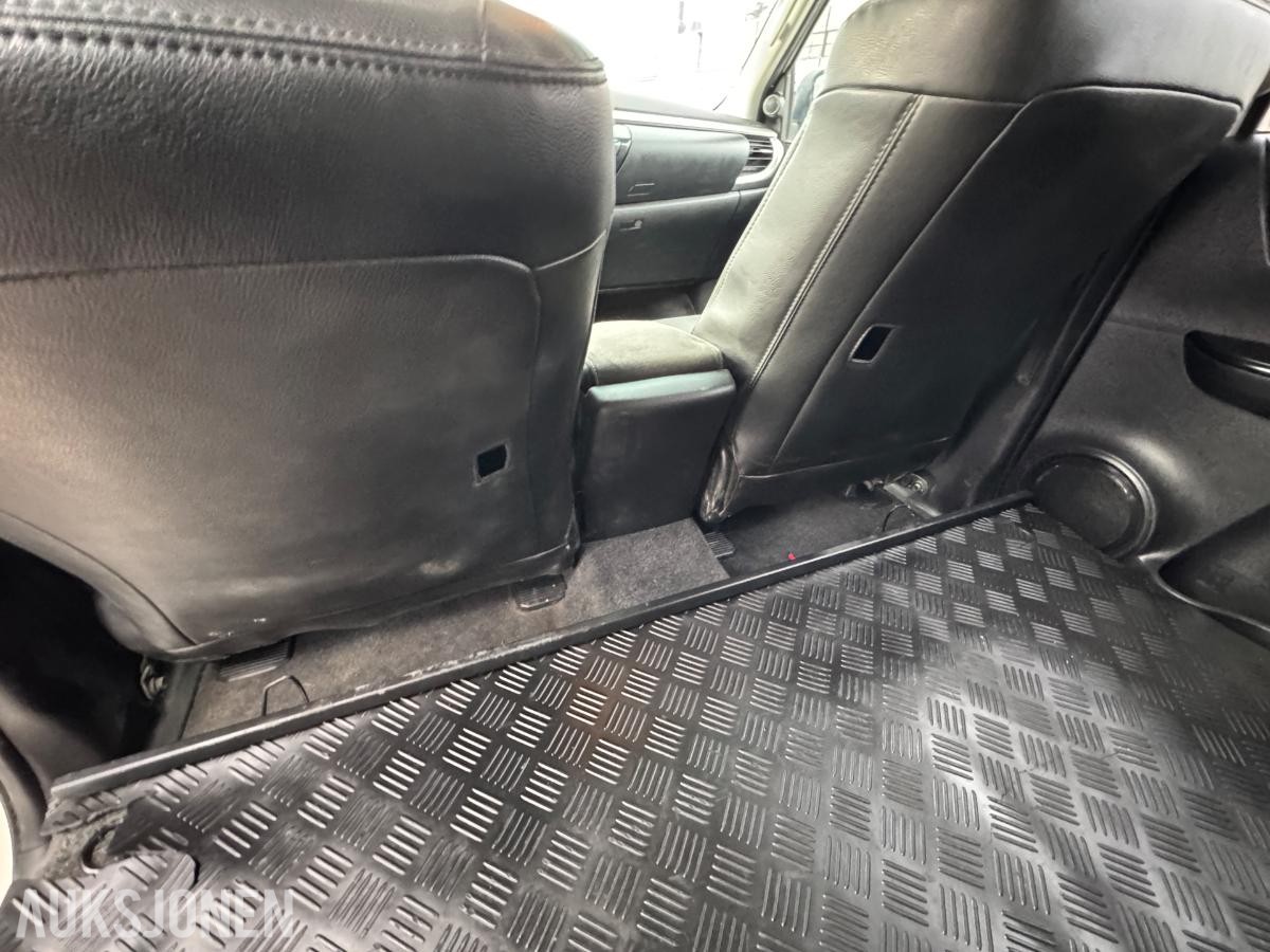 2017 Toyota HiLux 2.4 150hk 4WD dobbelcab / King top / EU-godkjent / 158802km