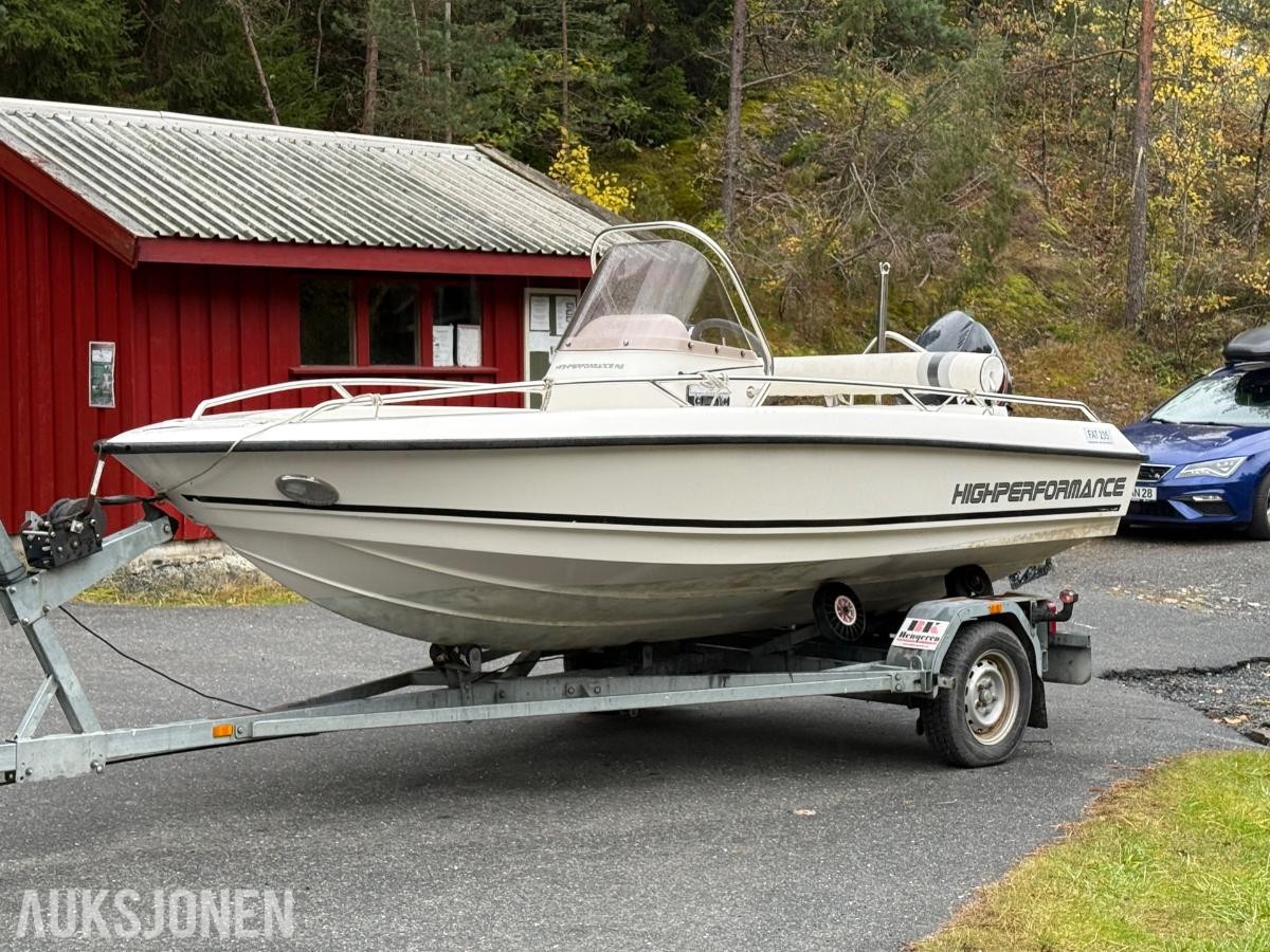 2009 HighPerformance 145 Med Evinrude E-Tech 90hk og tilhenger