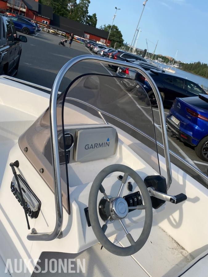 2009 HighPerformance 145 Med Evinrude E-Tech 90hk og tilhenger