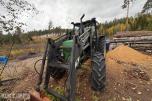 John Deere 2040 Synchron m/laster, pallegaffel, skuffe