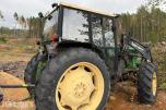John Deere 2040 Synchron m/laster, pallegaffel, skuffe