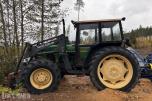 John Deere 2040 Synchron m/laster, pallegaffel, skuffe