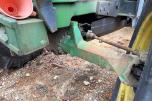 John Deere 2040 Synchron m/laster, pallegaffel, skuffe