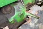 John Deere 2040 Synchron m/laster, pallegaffel, skuffe
