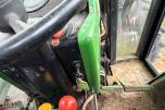 John Deere 2040 Synchron m/laster, pallegaffel, skuffe