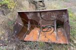 John Deere 2040 Synchron m/laster, pallegaffel, skuffe