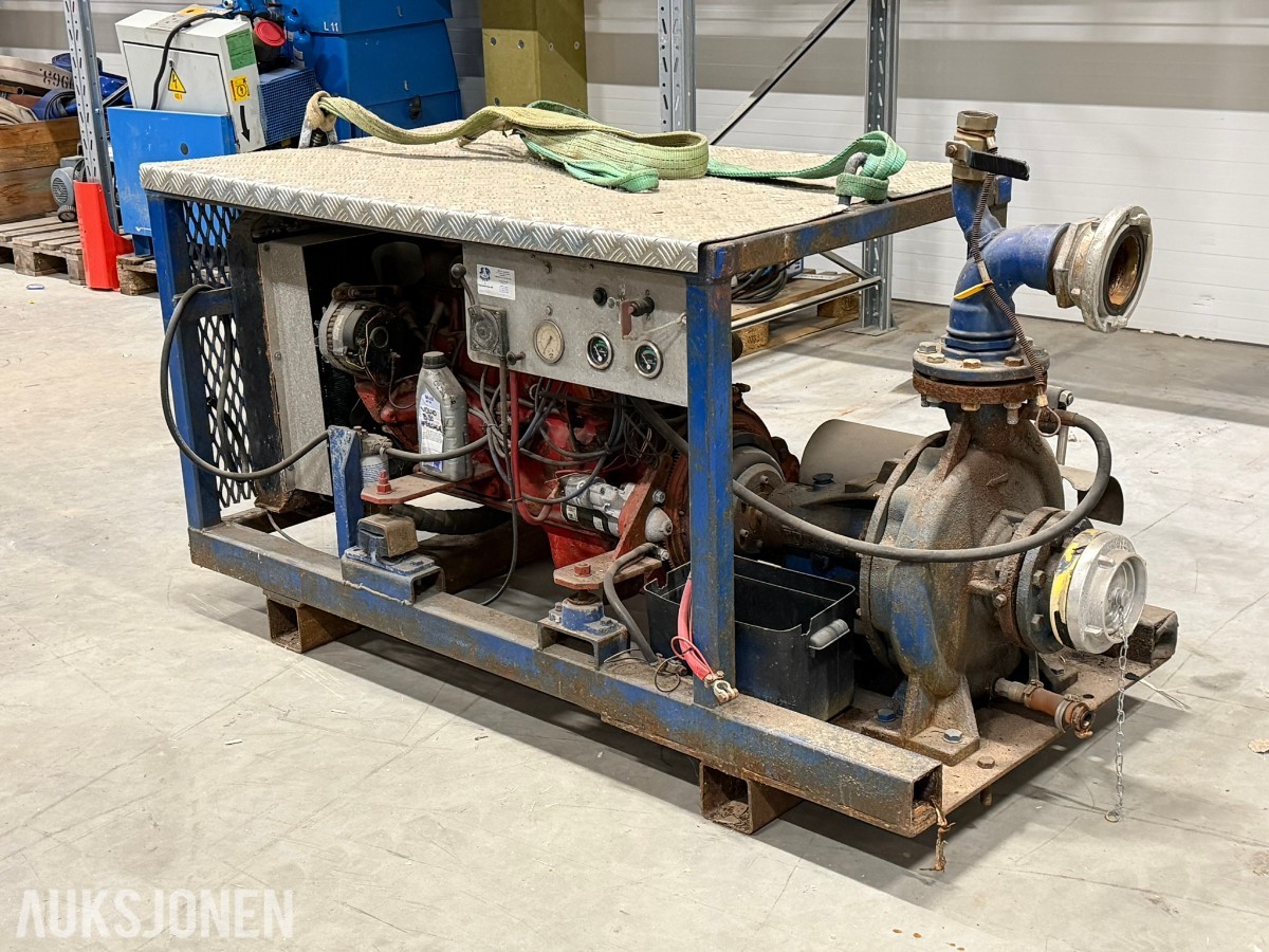 Volvo B30 med Ideal RNI 80/32 pumpe