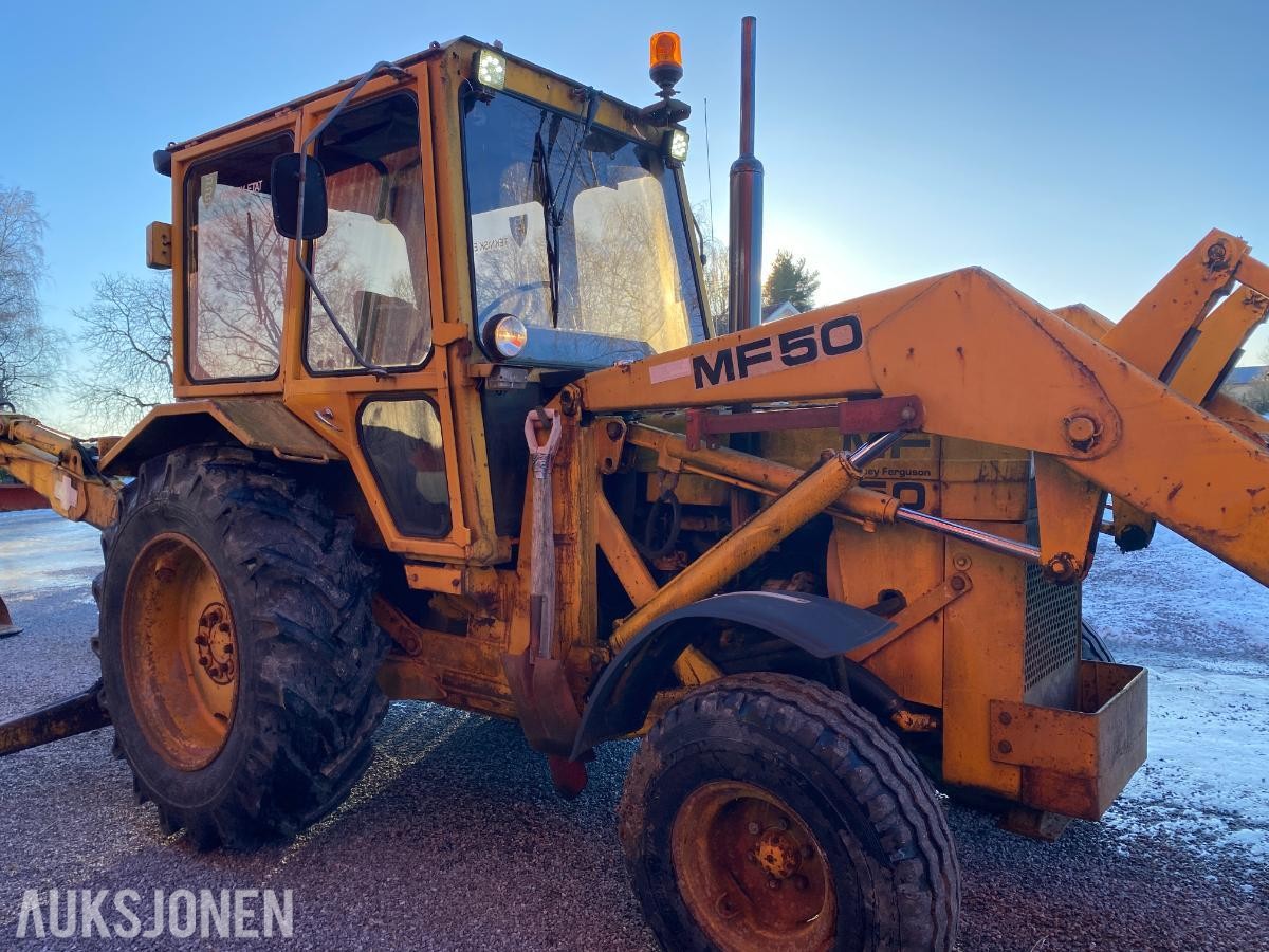 1980 Massey Ferguson MF50 Traktorgraver MVA FRI