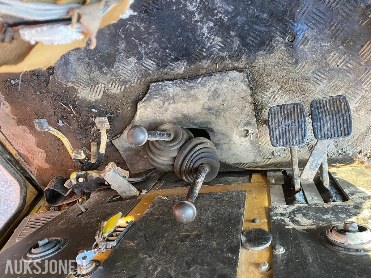 1980 Massey Ferguson MF50 Traktorgraver MVA FRI