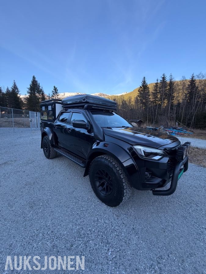 2025 Isuzu D-max AT37/VINSJ/BLACK ED/ROOF-RACK/EKSTRALYS KUN 47000km