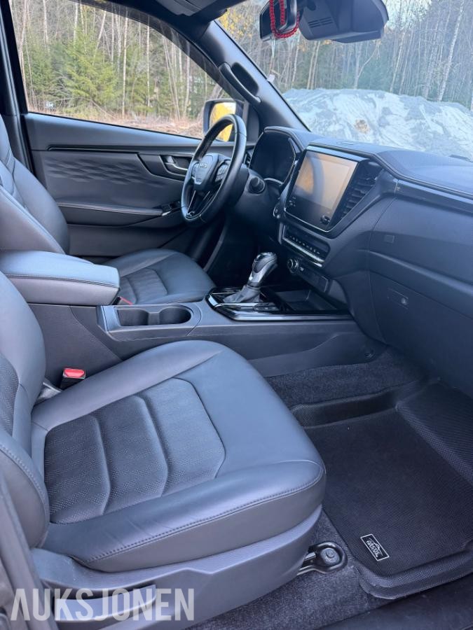 2025 Isuzu D-max AT37/VINSJ/BLACK ED/ROOF-RACK/EKSTRALYS KUN 47000km