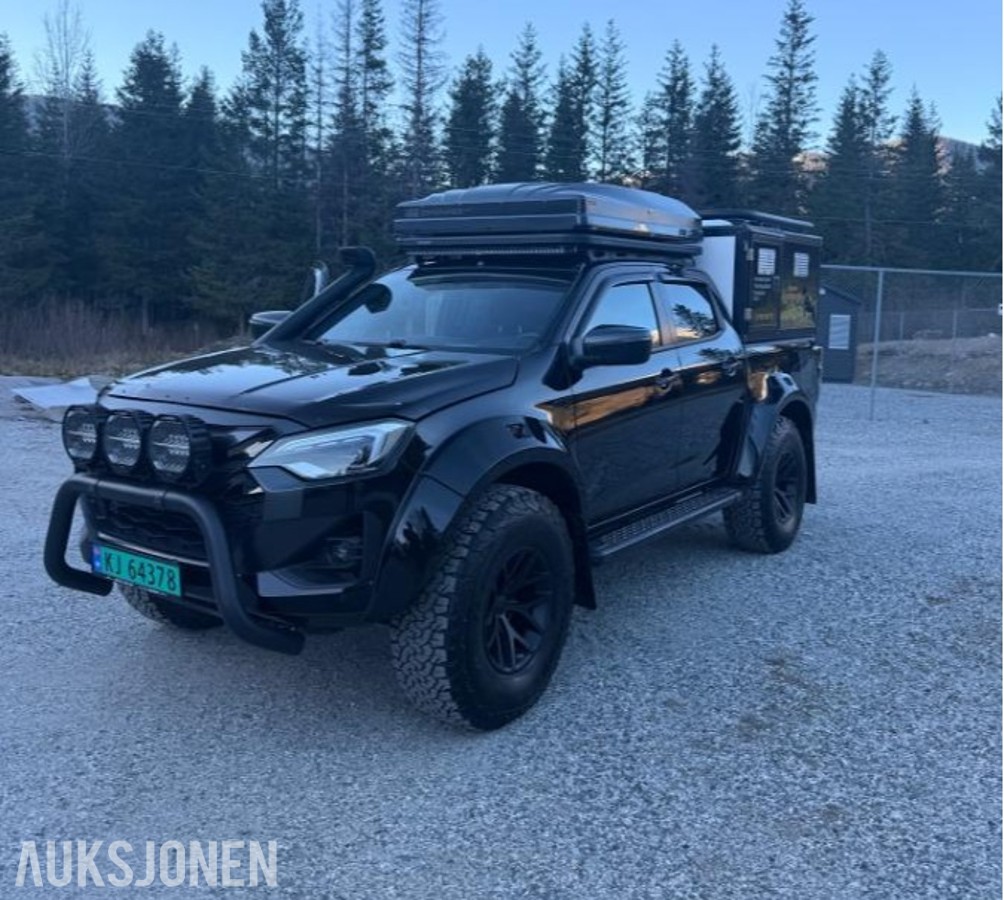2025 Isuzu D-max AT37/VINSJ/BLACK ED/ROOF-RACK/EKSTRALYS KUN 47000km