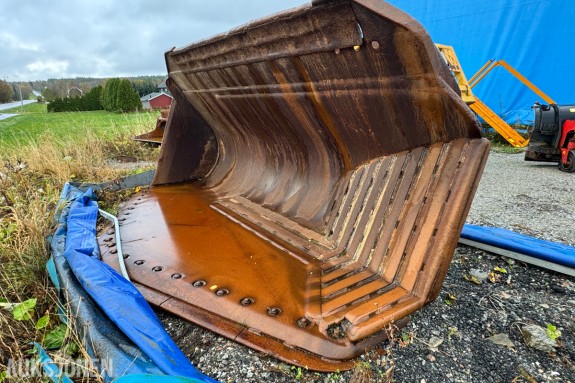 2002 Gjerstad sidetippskuffe til hjullaster - Type L330 - 6500 liter