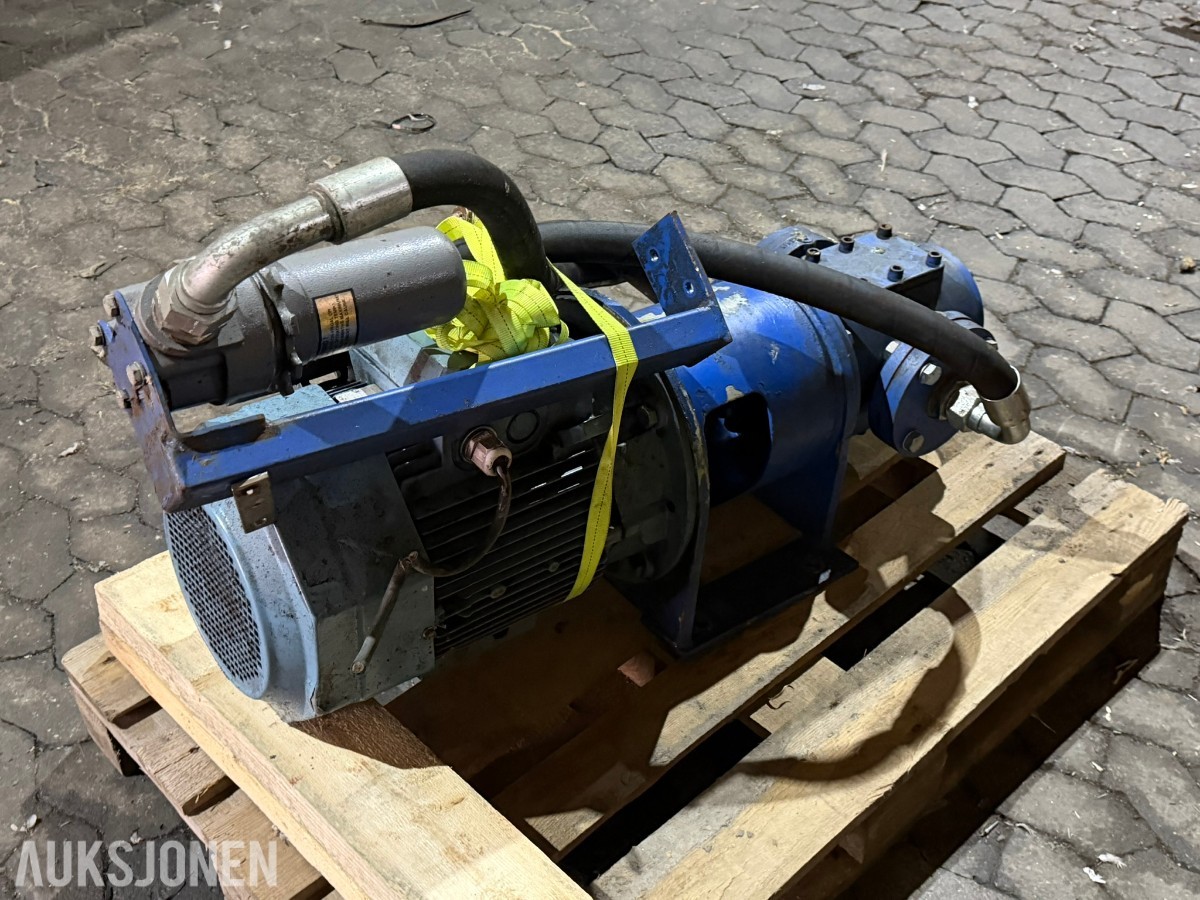 Hydraulikkaggregat med elektromotor og pumpe