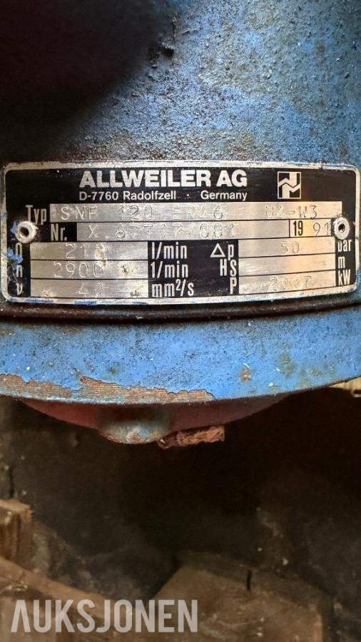 Hydraulikkaggregat med elektromotor og pumpe
