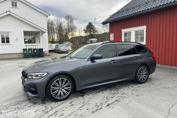 2020 BMW 320d xDrive Touring 2.0 190hk AUTOMAT ADAPTIV CRUISEKONTROLL HENGERFESTE FORVARMER KEYLESS S+V DEKK EU OK 03.2028