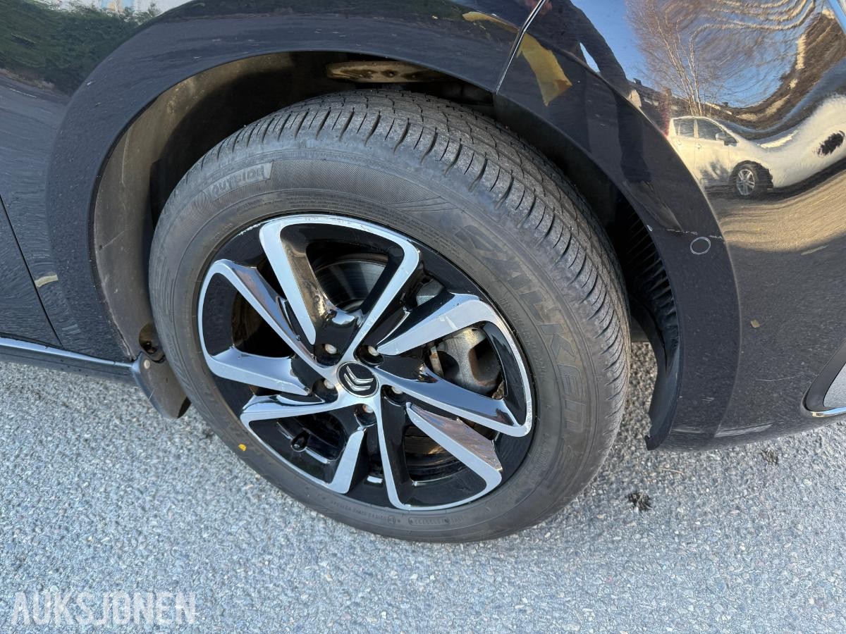 2017 Citroen C4 Picasso, C4 PICASSO 1.2-131, Kun 60585km, en eier