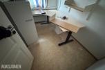 2-etasjes kontorrigg med toaletter, kontorer og varmepumpe