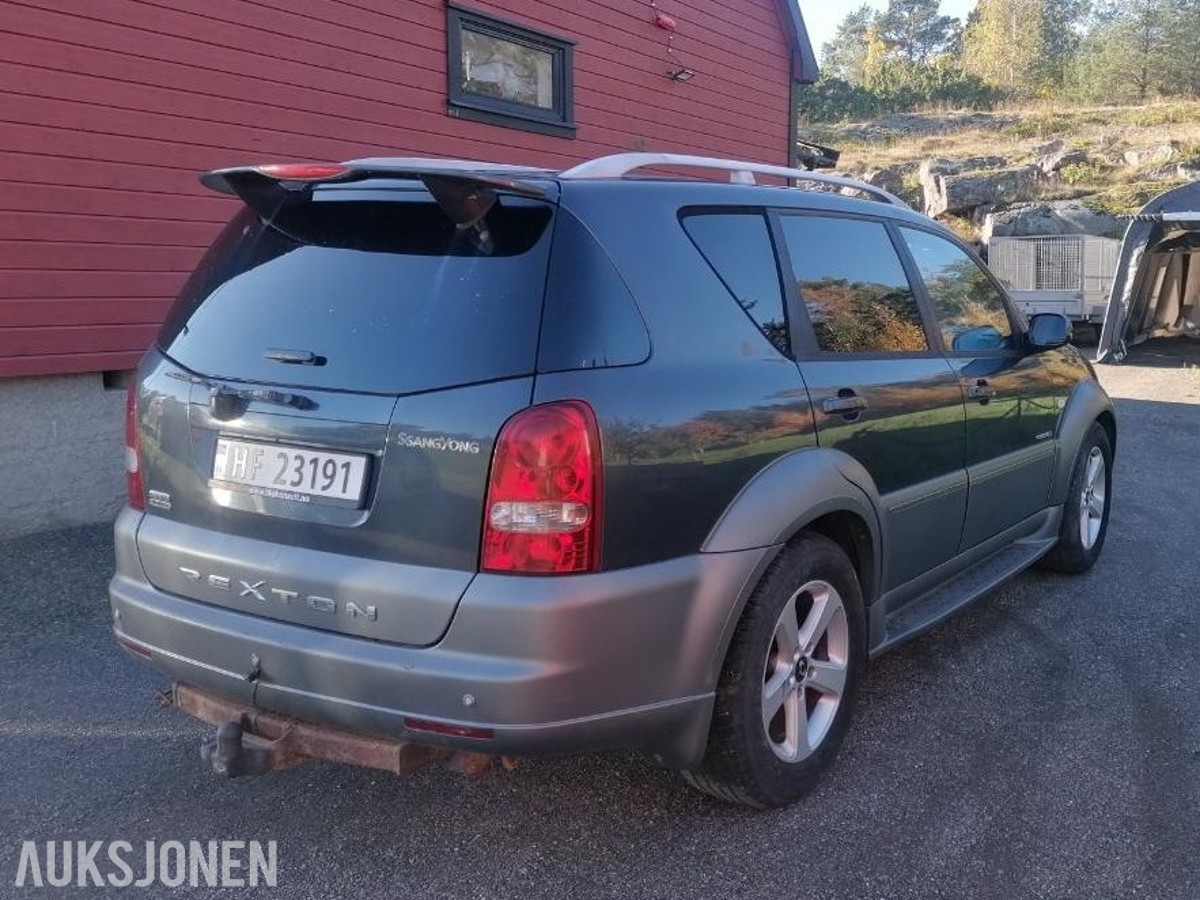 2006 Ssangyong Rexton 2.7 Diesel 4WD, Automatgir, Hengerfeste, Skinninteriør, Delebil/prosjekt
