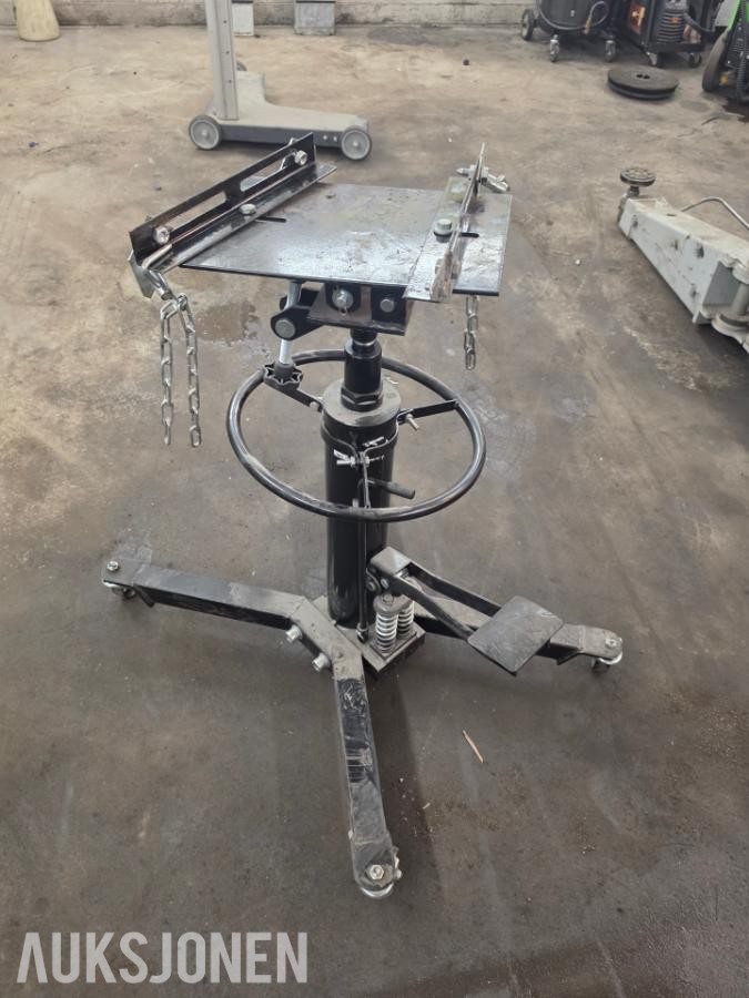 2025 Mtc Girkassejekk 500kg med teleskopsylinder *Ingen minstepris*