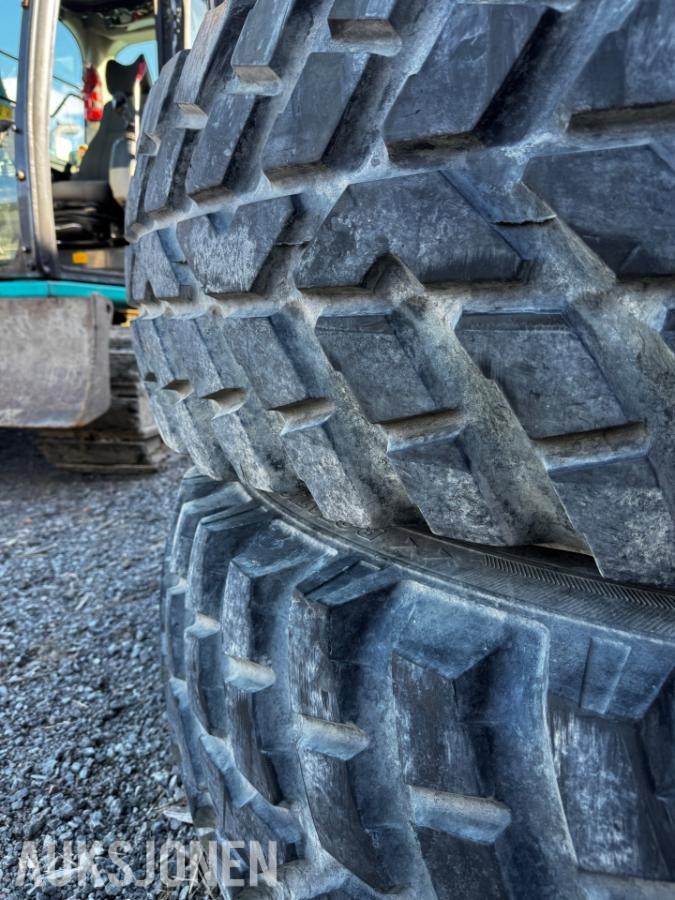 Nokian TRI 2 industrihjul med felg til Massey Ferguson