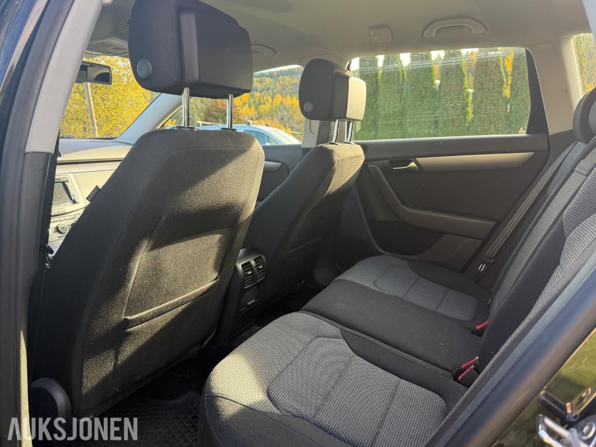2014 VOLKSWAGEN PASSAT 1.6 TDI 105HK DSG AUTOMAT EU-OK 08.27