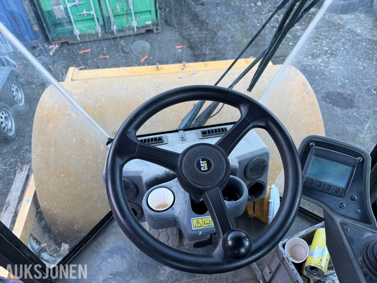 2017 Cat CS66B Vals-Komprimeringsmaskin