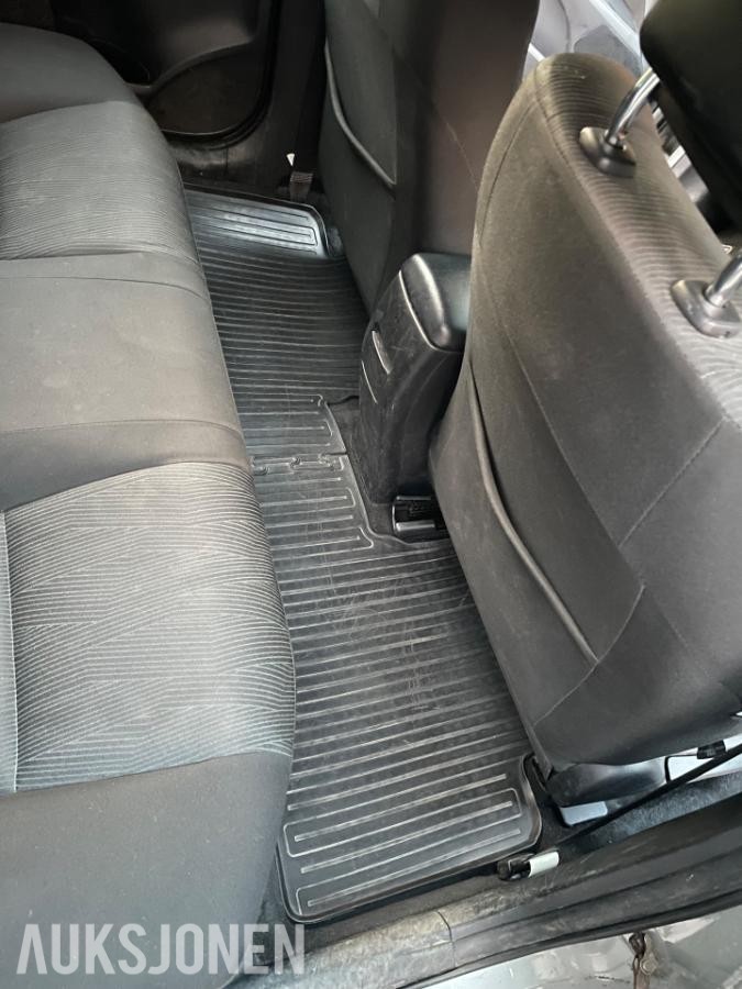2010 Toyota Avensis 1.6 132hk s+v dekk  eu ok 08.2027 