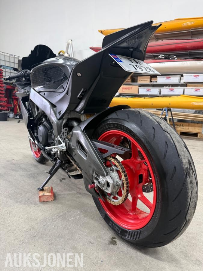 2019 Aprilia RSV4 SC Project
