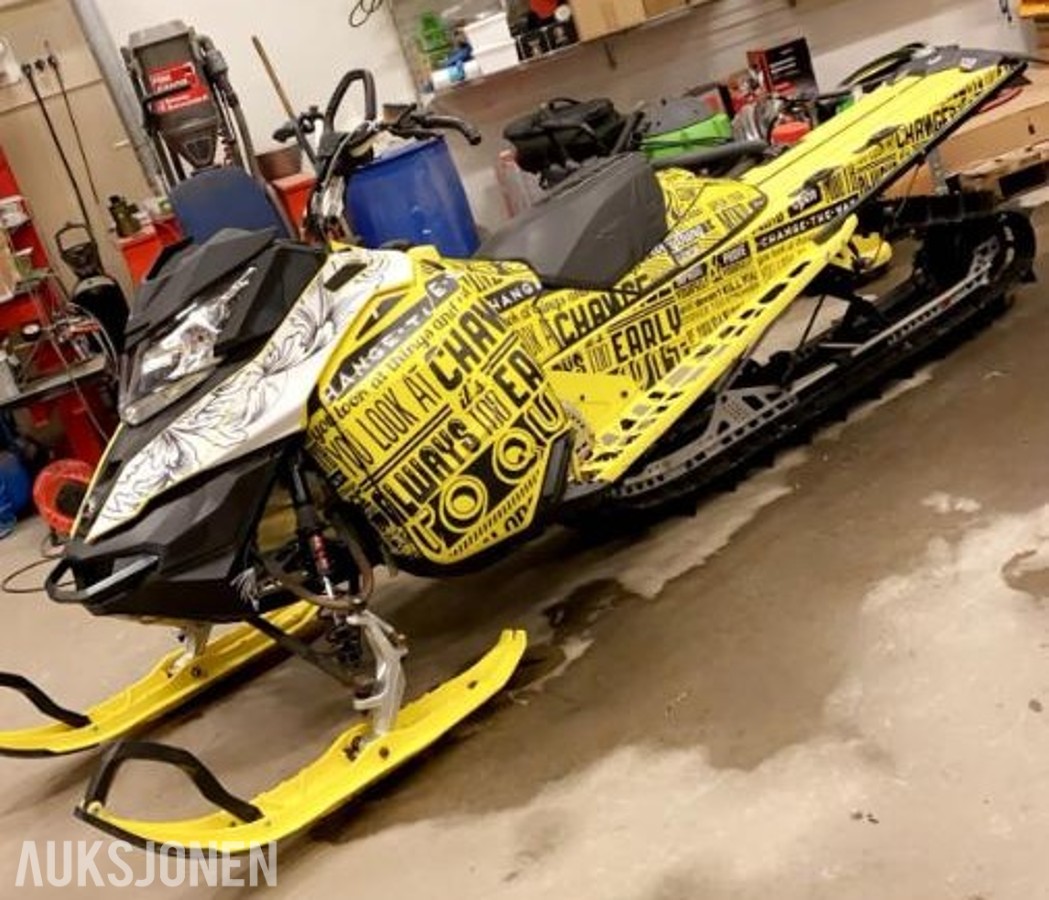 2015 Snøscooter - Ski-doo Summit X 800R – Nyoverhalt motor