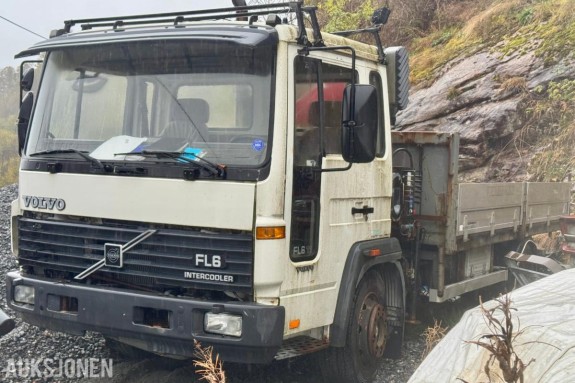 Volvo FL6 11 kranbil med tipp – Km: 158240