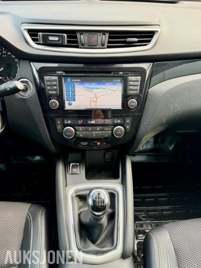 2015 NISSAN QASHQAI TEKNA PANORAMA 360 KAMERA HENGERFESTE